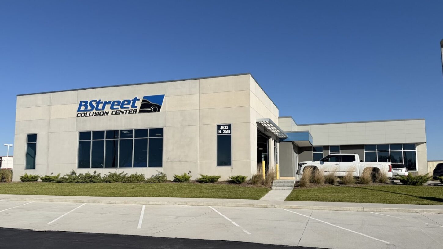 Auto Body Repair Lincoln NE Auto Body Repair Linocln